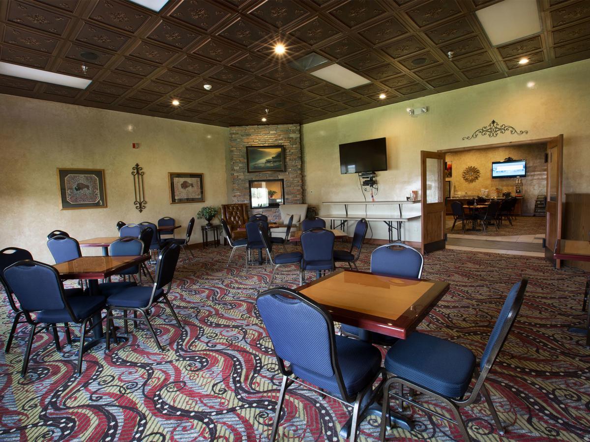 Miles City Hotel & Suites Esterno foto
