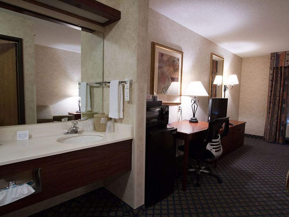Miles City Hotel & Suites Esterno foto